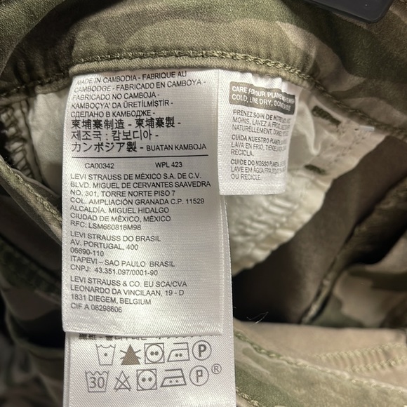 BNWT Levi’s 721 High Rise camouflage soft cotton 10/W30 - Picture 14 of 16